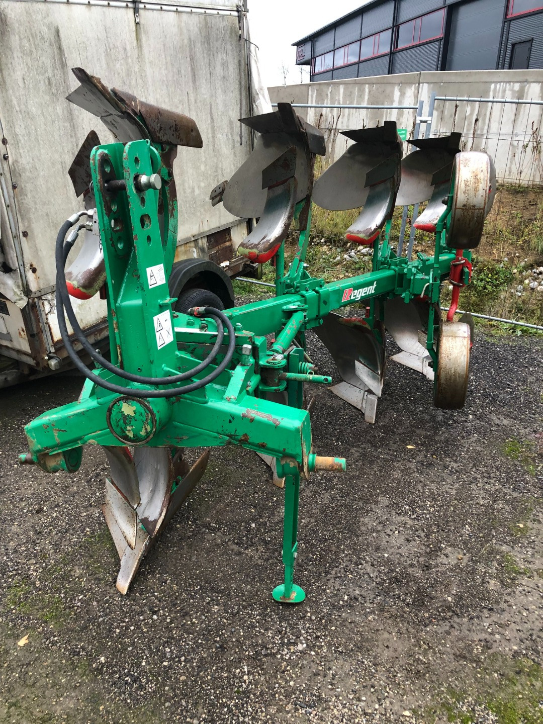 REGENT Megastar 300 CX 4 scharig