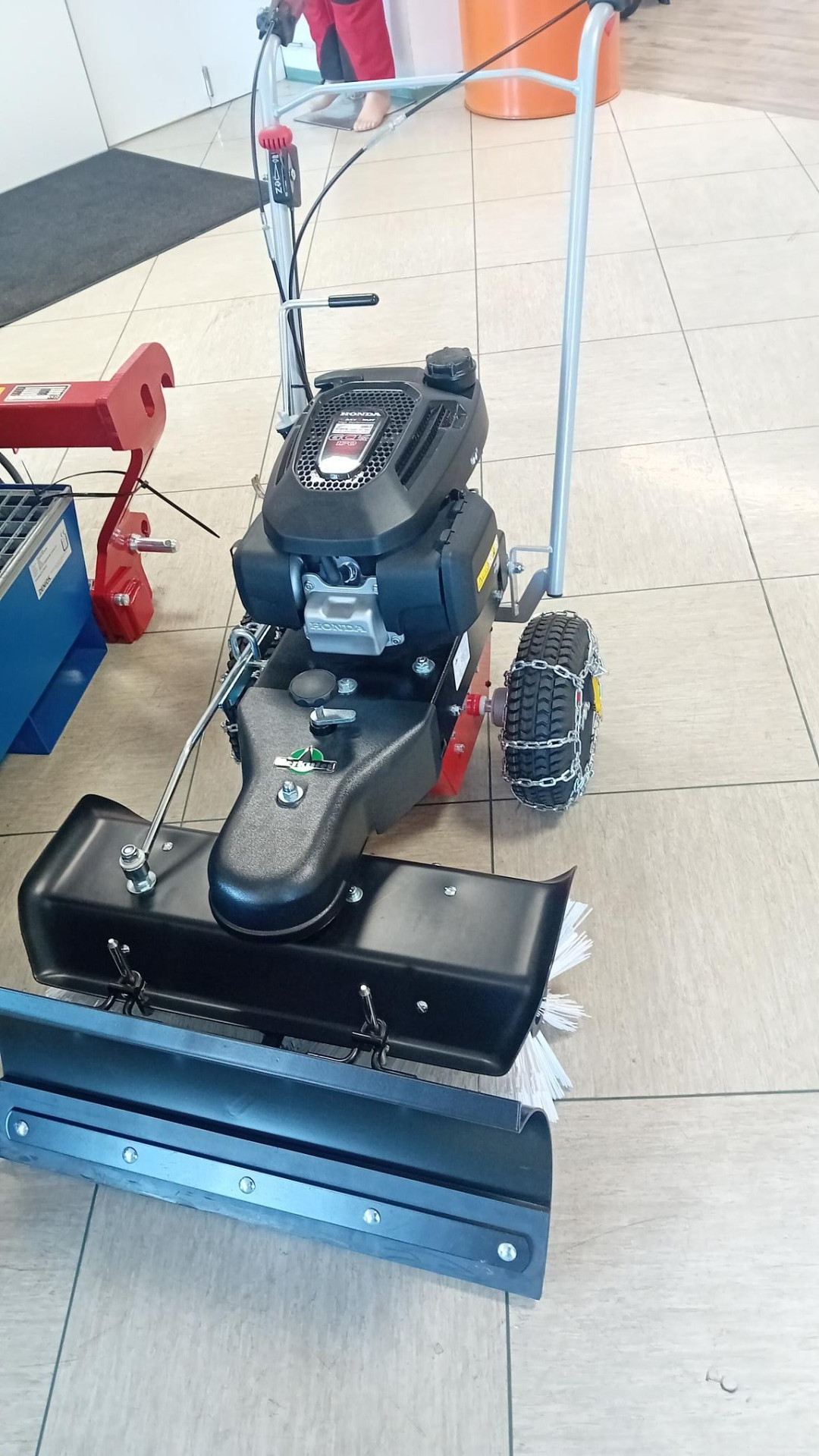 HERKULES Kehrmaschine KM 702HW / GCVX170