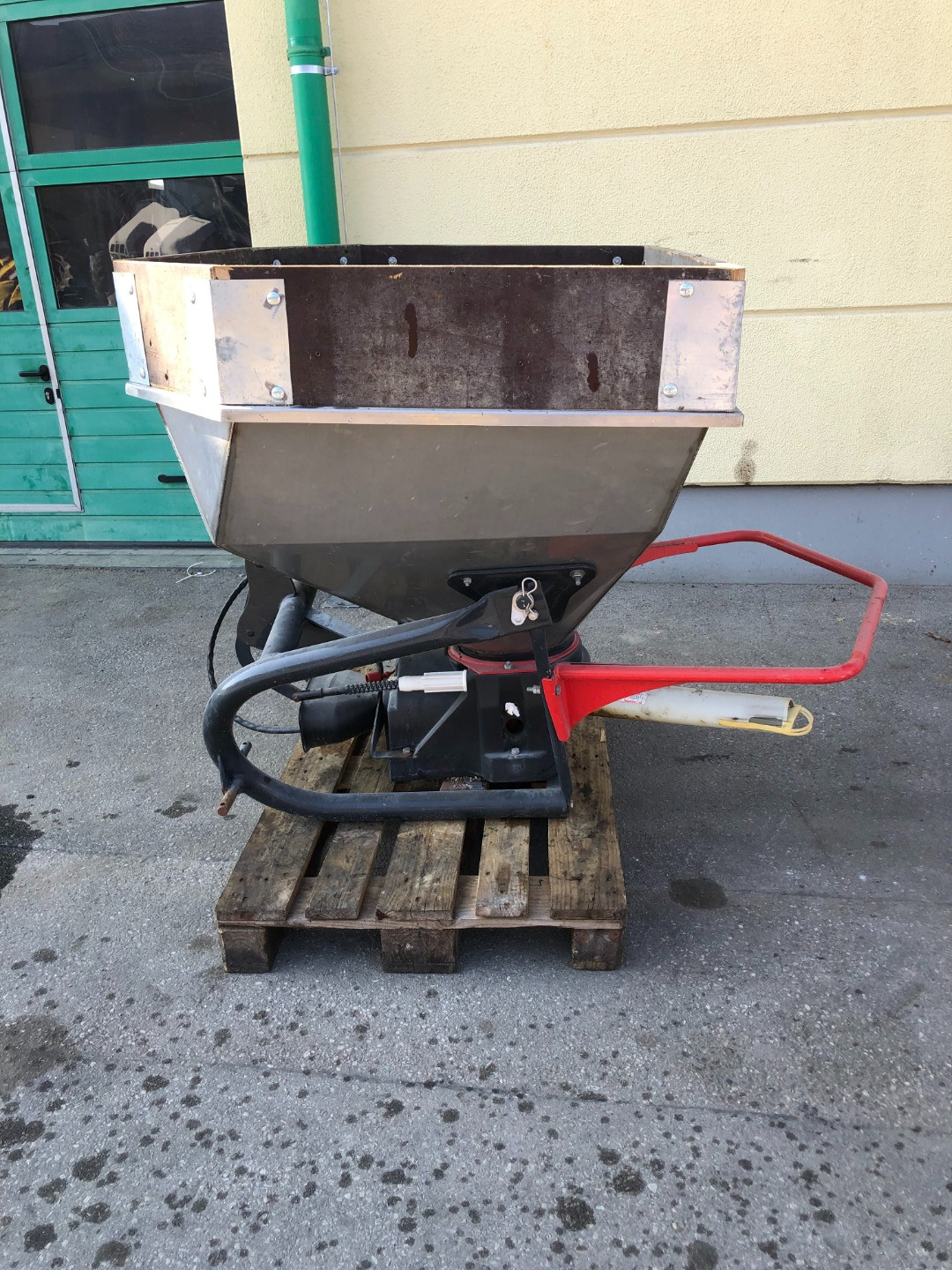 LANDGUT Düngerstreuer Rüsselstreuer 600kg