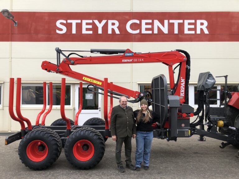 Übergabe Krpan Forstanhänger April 2026 Purgstall