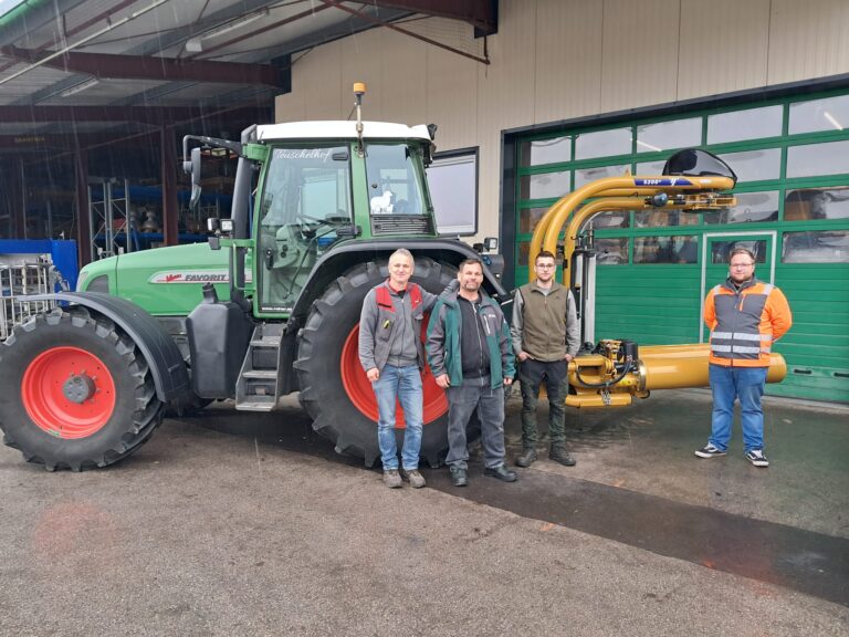 Übergabe Tanco Rundballenwickler April 2026 Purgstall